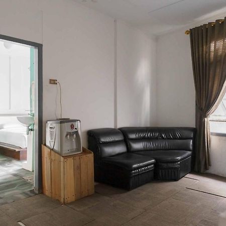 Urbanview Hotel Ananda Syariah By Reddoorz Bukittinggi Exterior foto